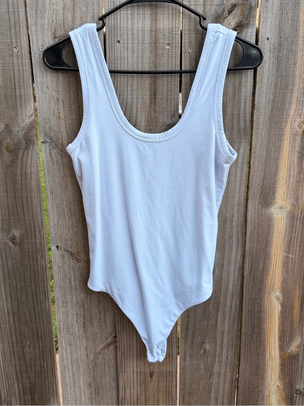 nuuds White bodysuit size medium